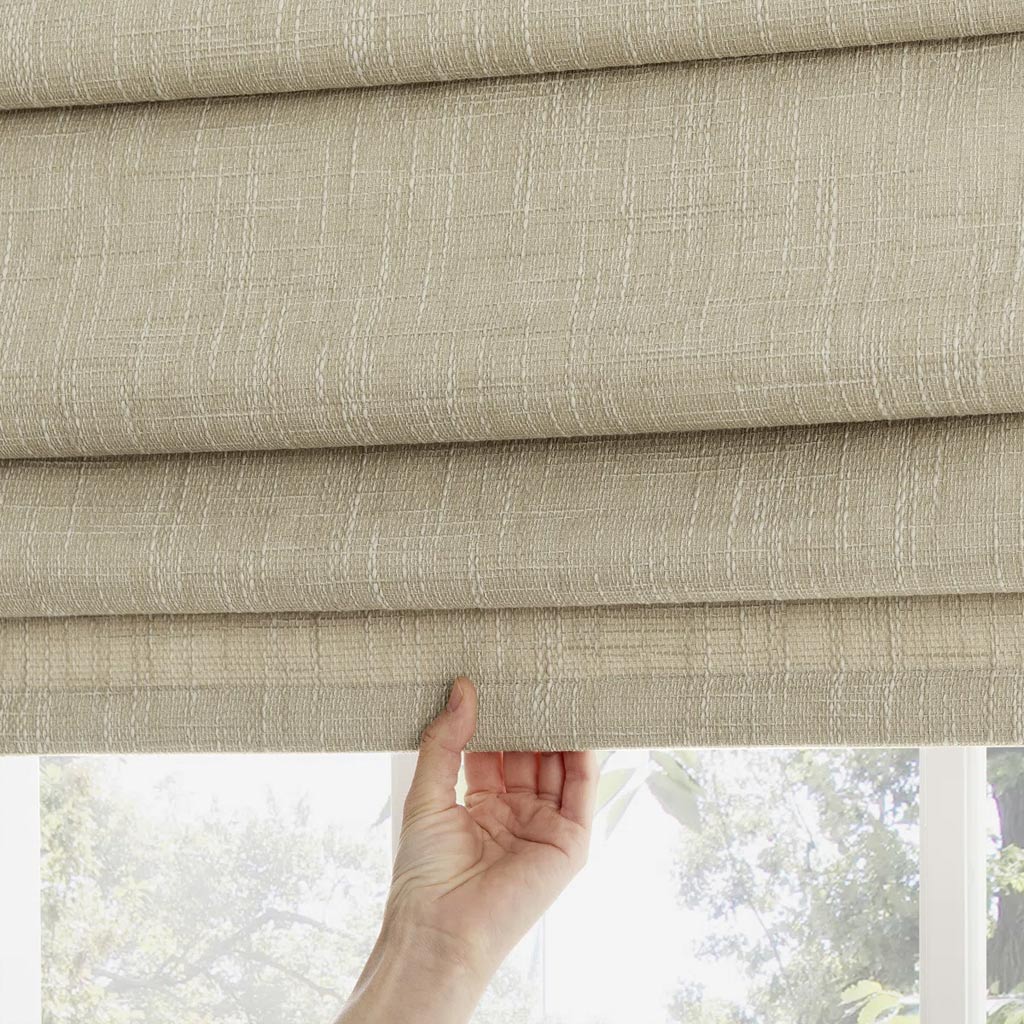 Zero Sunlight Pleated 100% Blackout Cordless Roman Shade