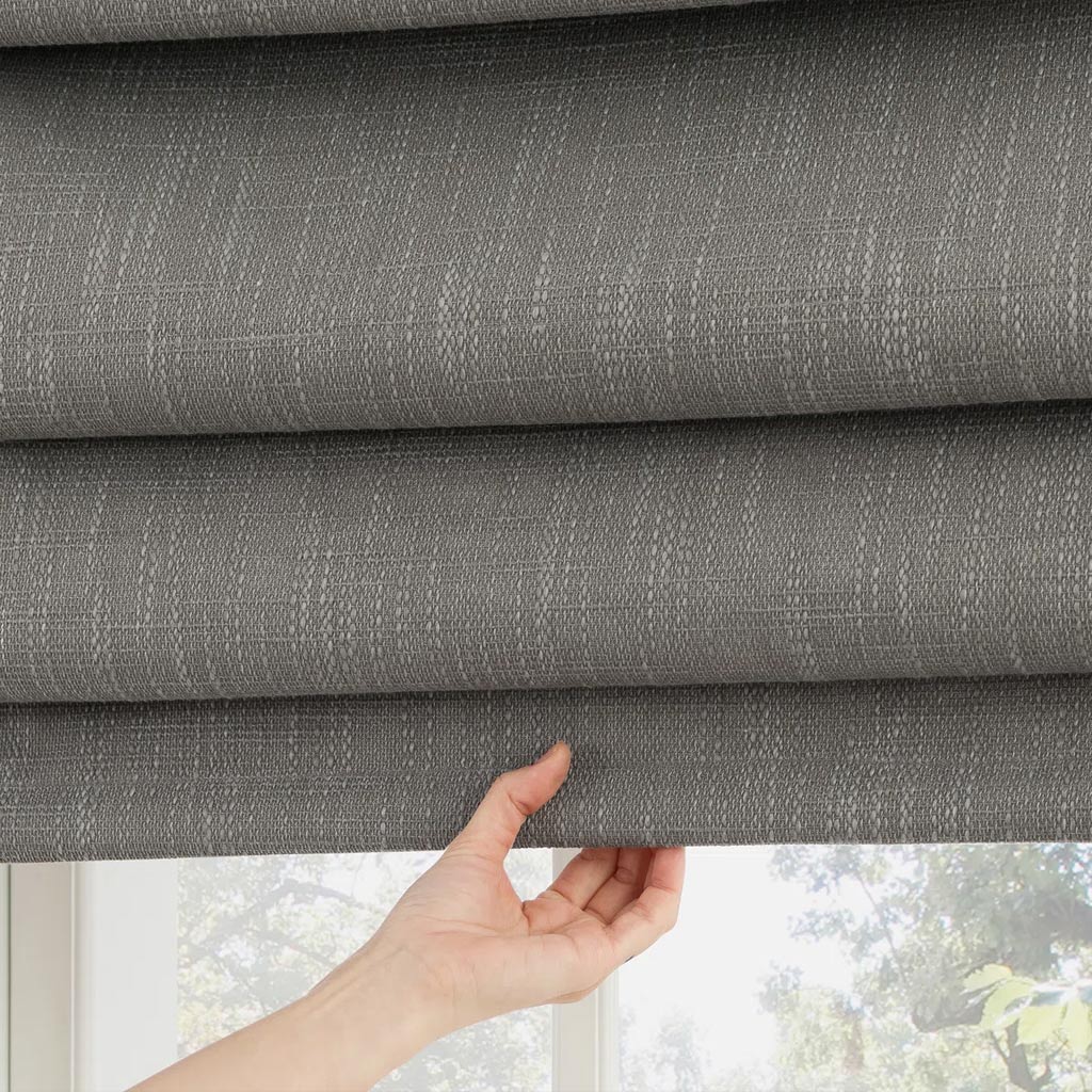 Zero Sunlight Pleated 100% Blackout Cordless Roman Shade